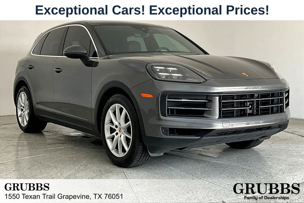 Used 2024 Porsche Cayenne image 1