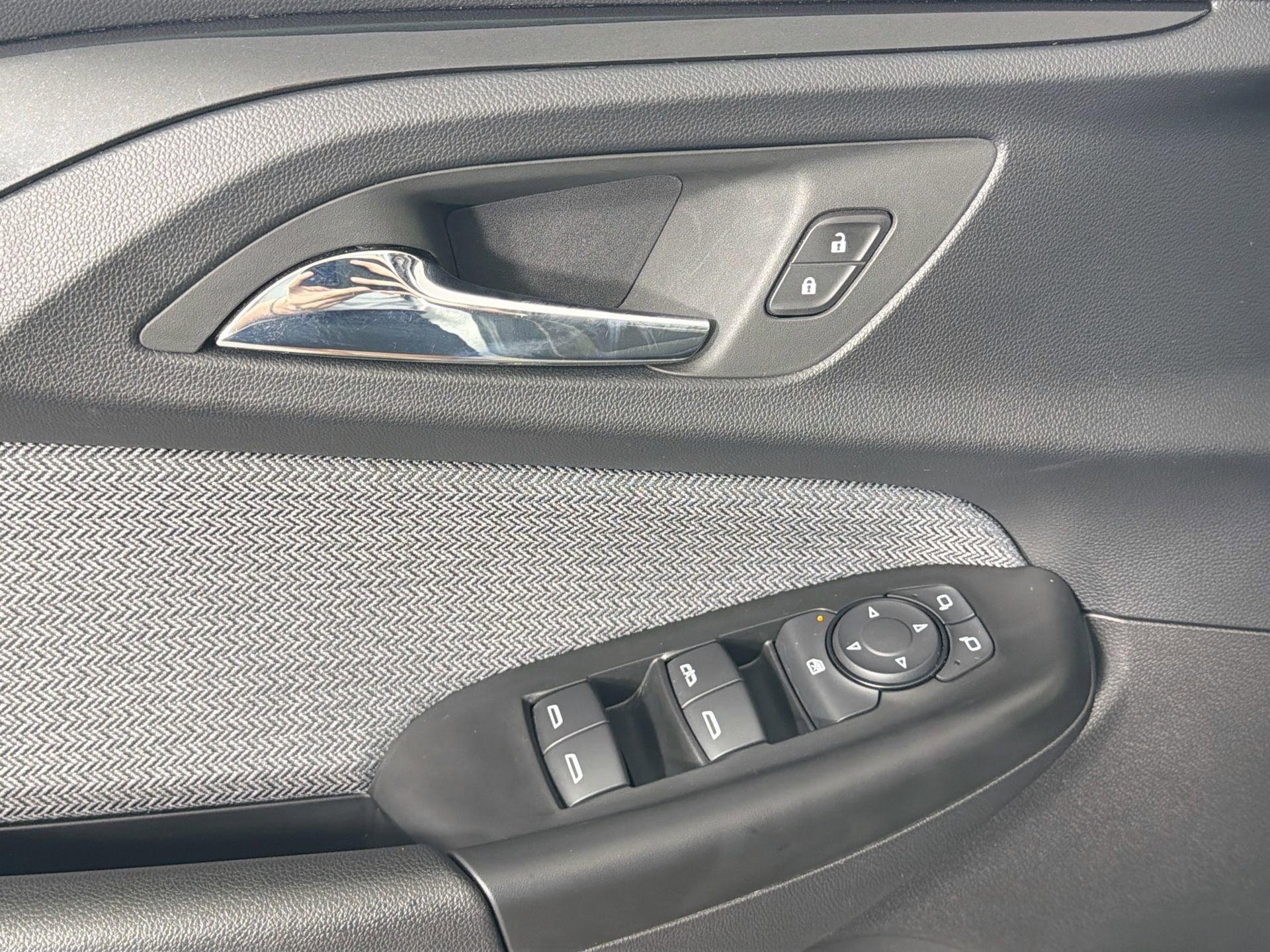 Used 2023 Chevrolet TrailBlazer LT image 21