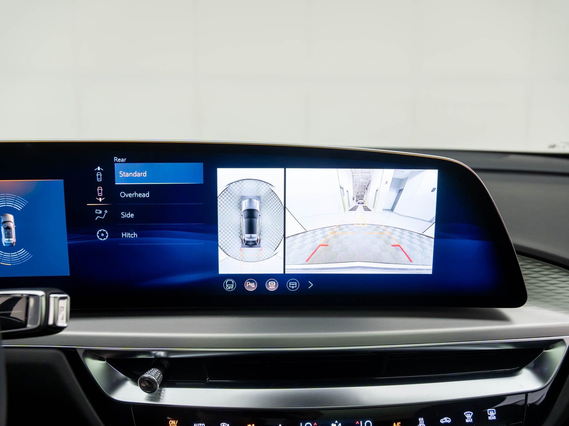 New 2026 Cadillac Lyriq Luxury image 29