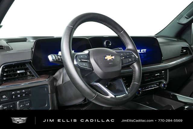 Used 2025 Chevrolet Tahoe LT AWD/4WD image 4