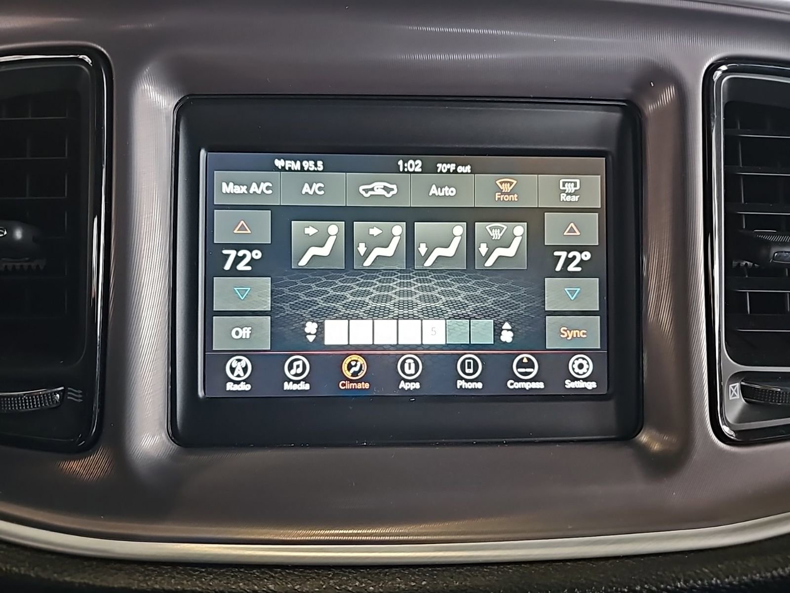 Used 2022 Dodge Challenger R/T w/ Blacktop Package image 16