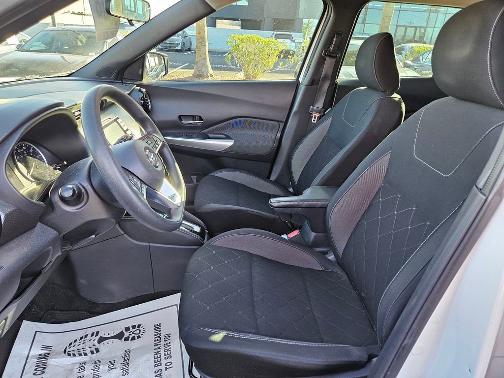 Used 2019 Nissan Kicks SV FWD image 12