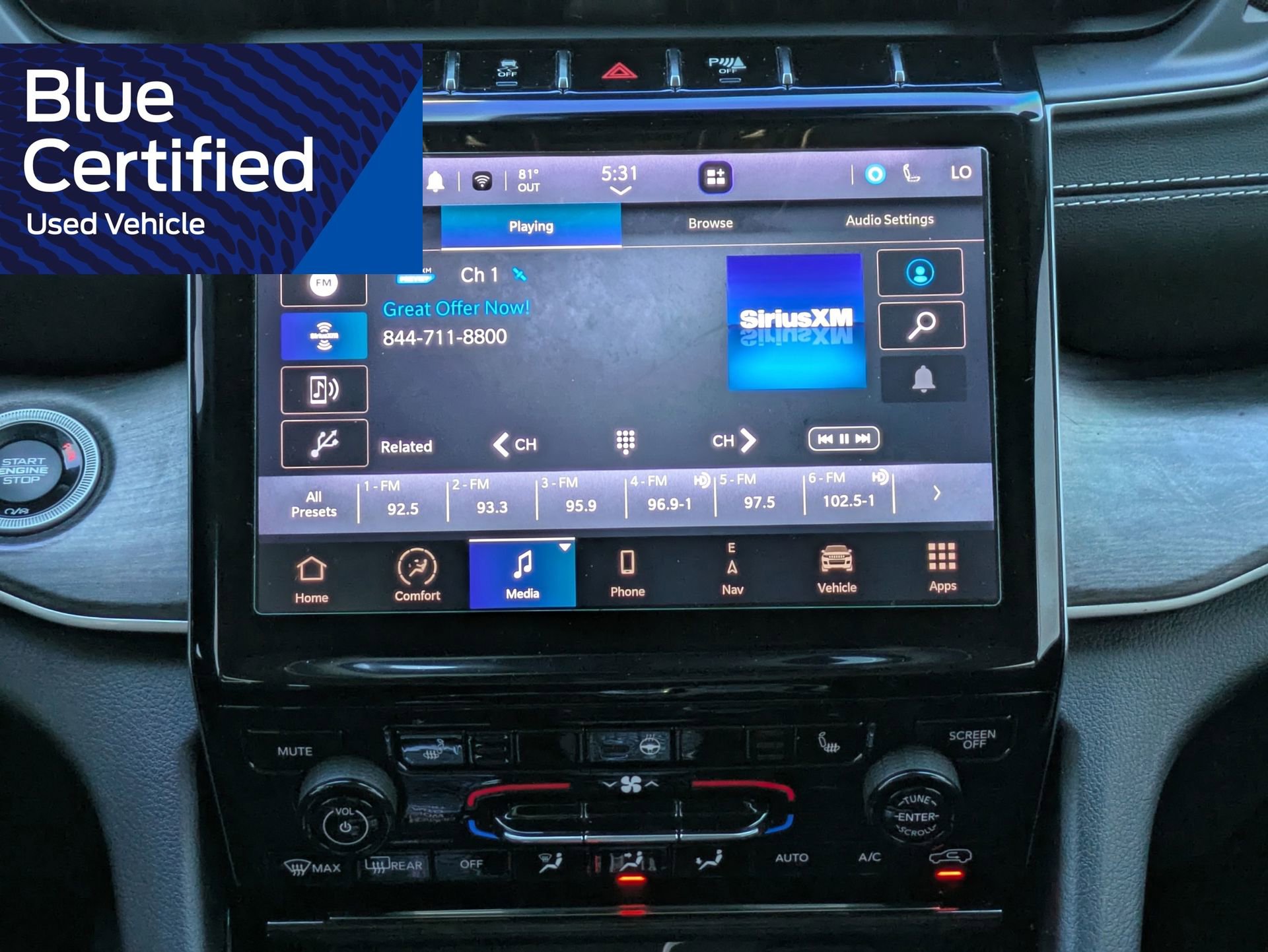 Used 2023 Jeep Grand Cherokee Limited AWD/4WD image 21