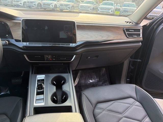 Used 2024 Volkswagen Atlas SE image 20