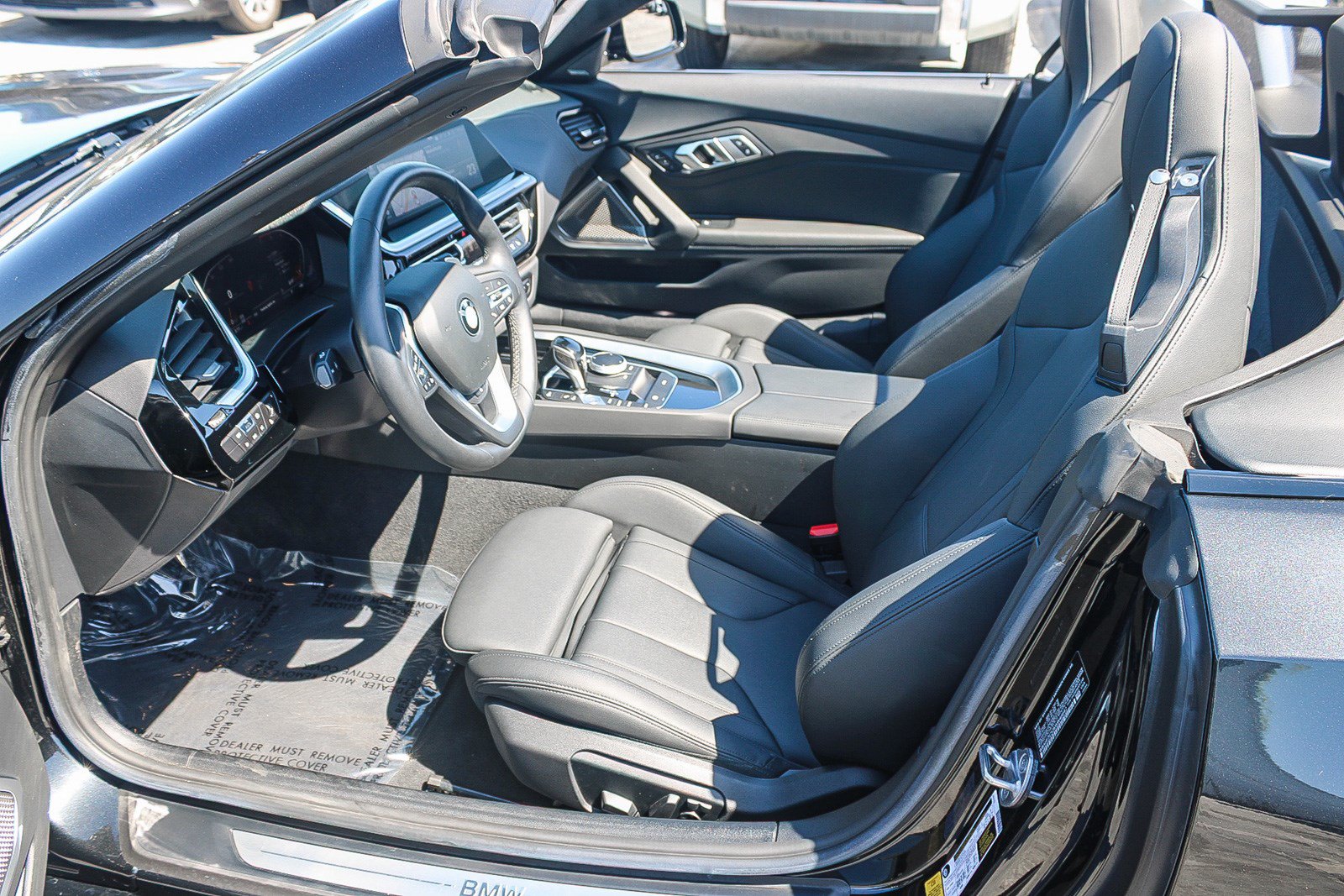 Used 2019 BMW Z4 sDrive30i w/ Convenience Package RWD image 24