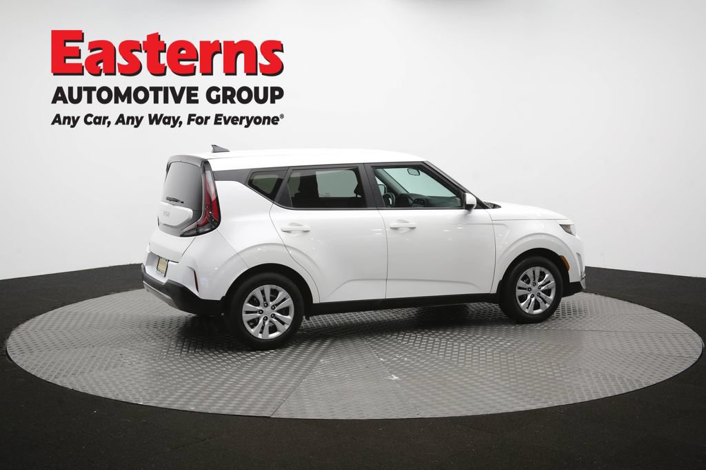 Used 2023 Kia Soul LX FWD image 41