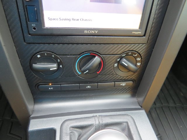 Used 2005 Ford Mustang GT Premium RWD image 22