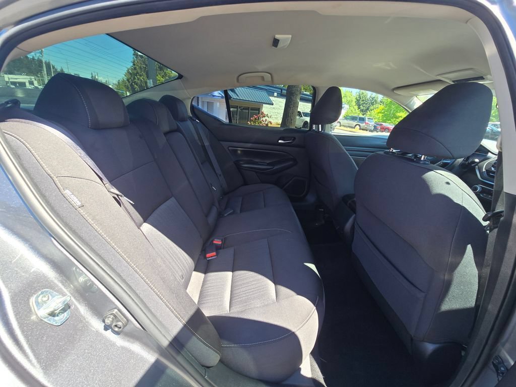 Used 2020 Nissan Altima 2.5 S FWD image 12