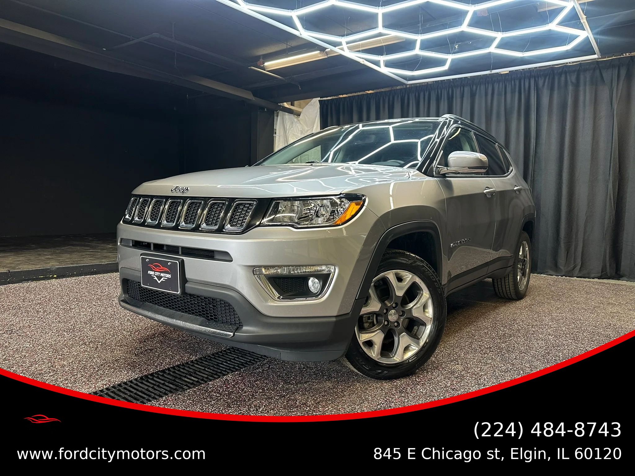 Used 2018 Jeep Compass Limited image 38