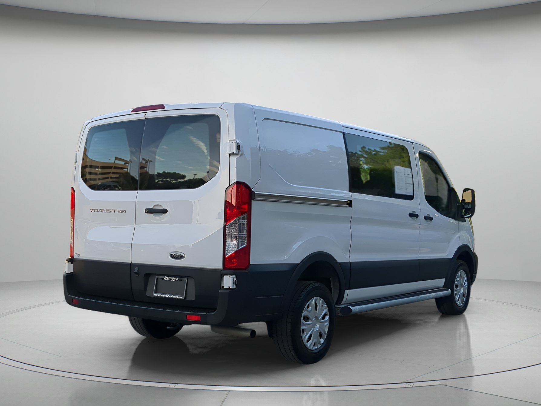 Used 2024 Ford Transit 250 Low Roof w/ Exterior Upgrade Package RWD image 40