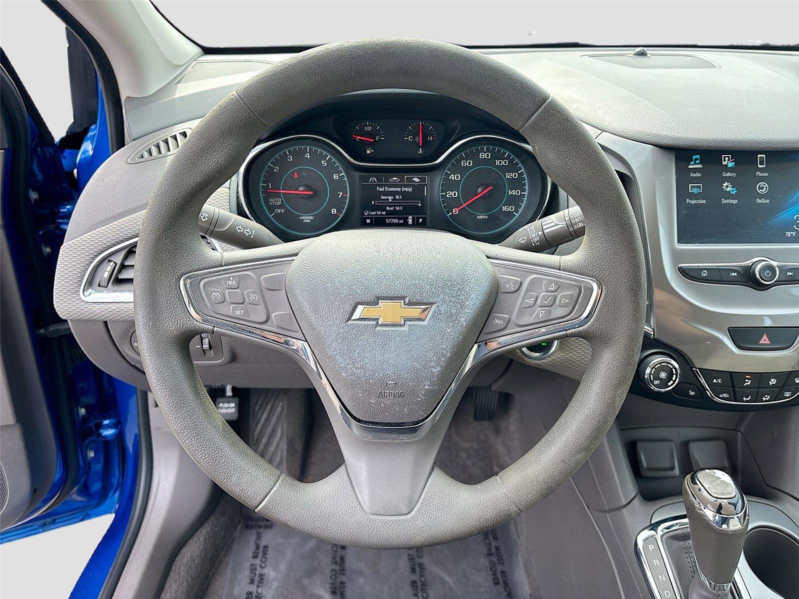 Used 2018 Chevrolet Cruze LT w/ Convenience Package image 18