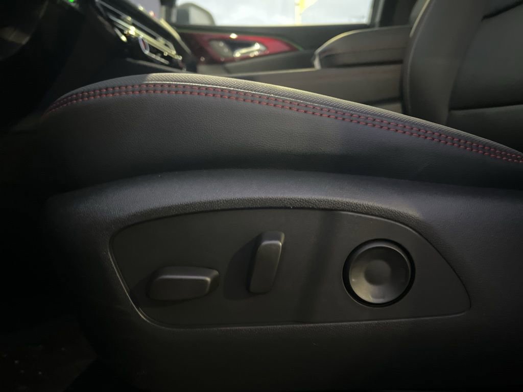 New 2026 Chevrolet Traverse RS image 9