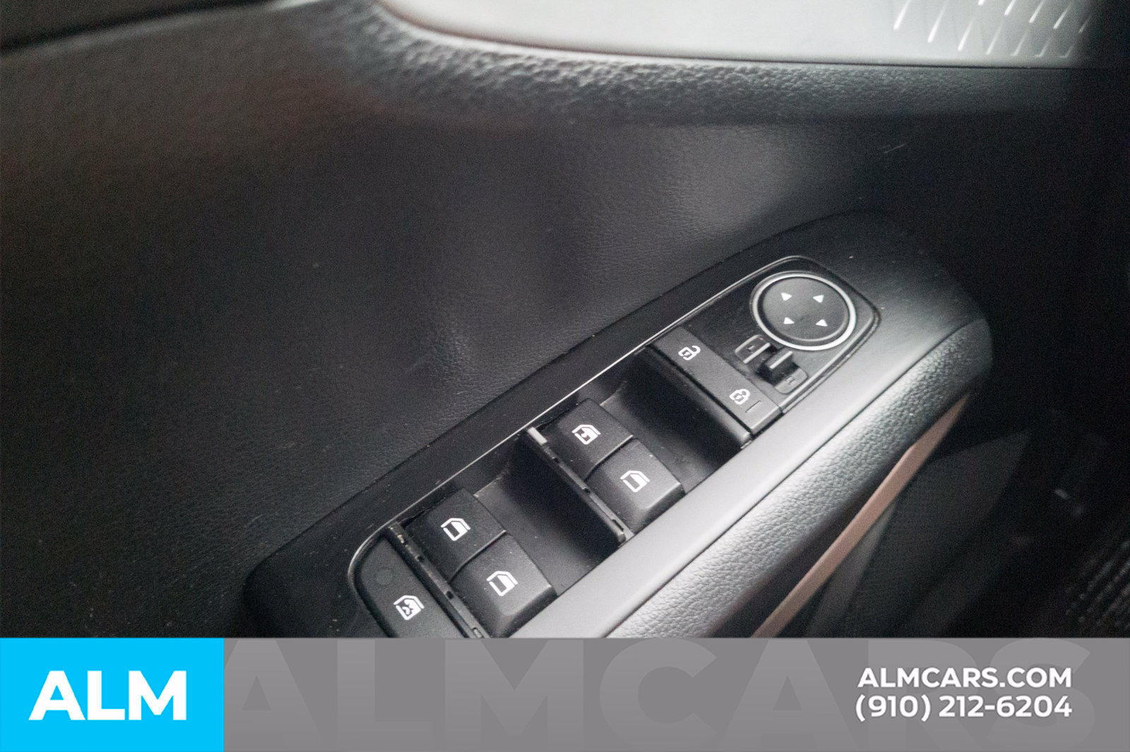 Used 2024 Kia Soul LX w/ Option Group 015 FWD image 30