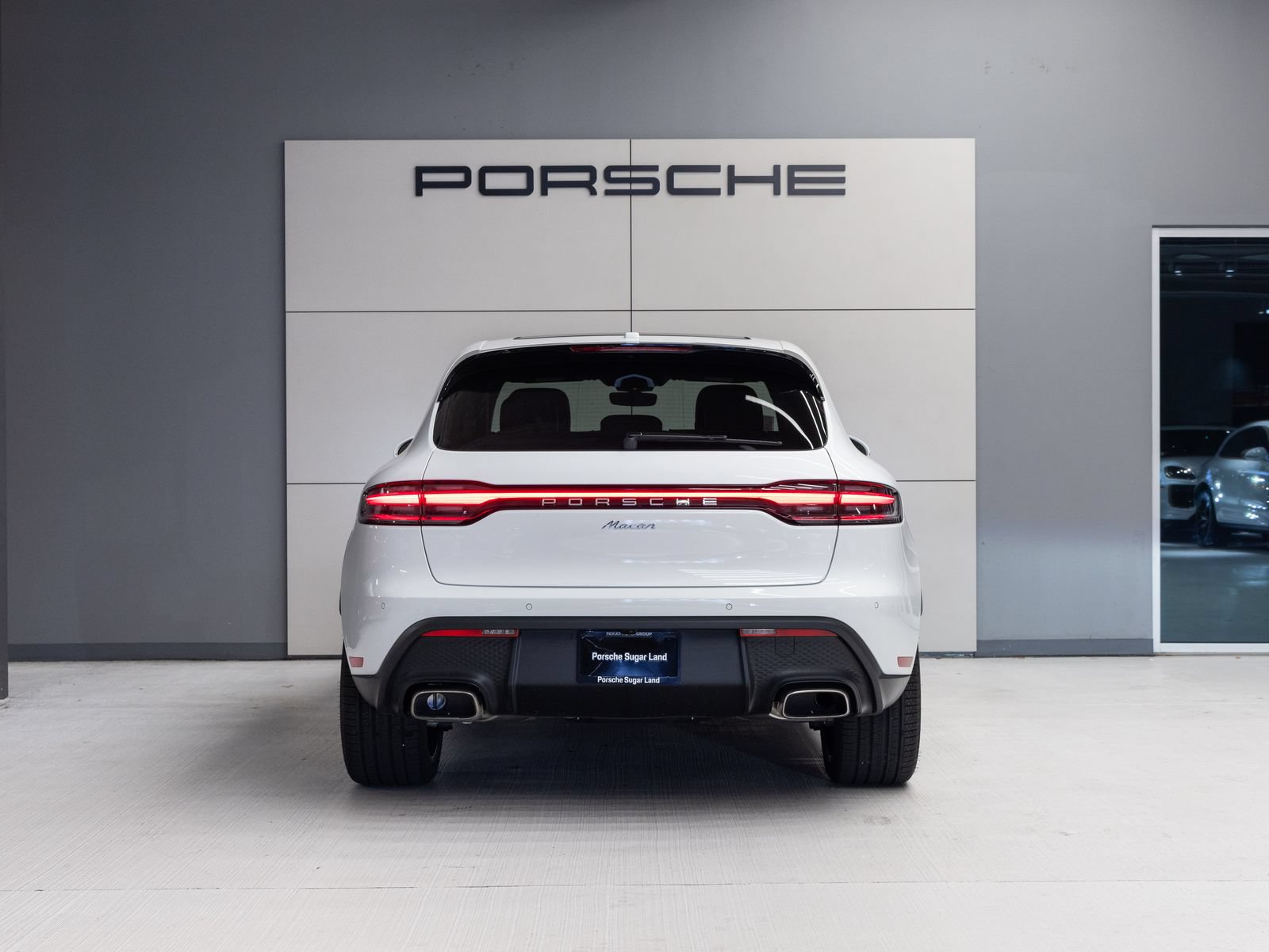 New 2026 Porsche Macan AWD/4WD image 6