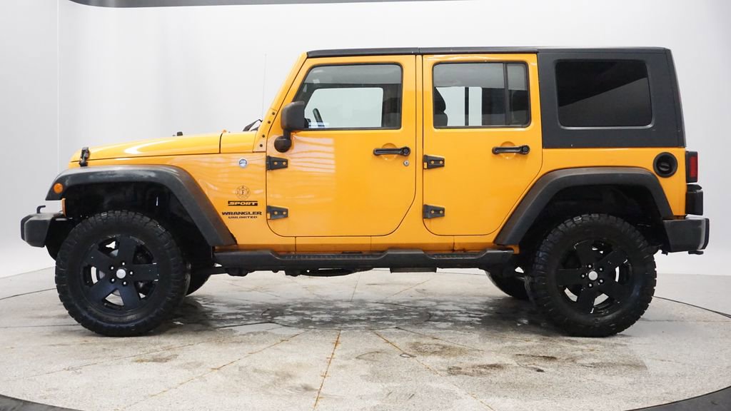 Used 2012 Jeep Wrangler Unlimited Sport image 2
