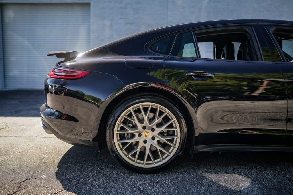 Used 2020 Porsche Panamera Edition image 16