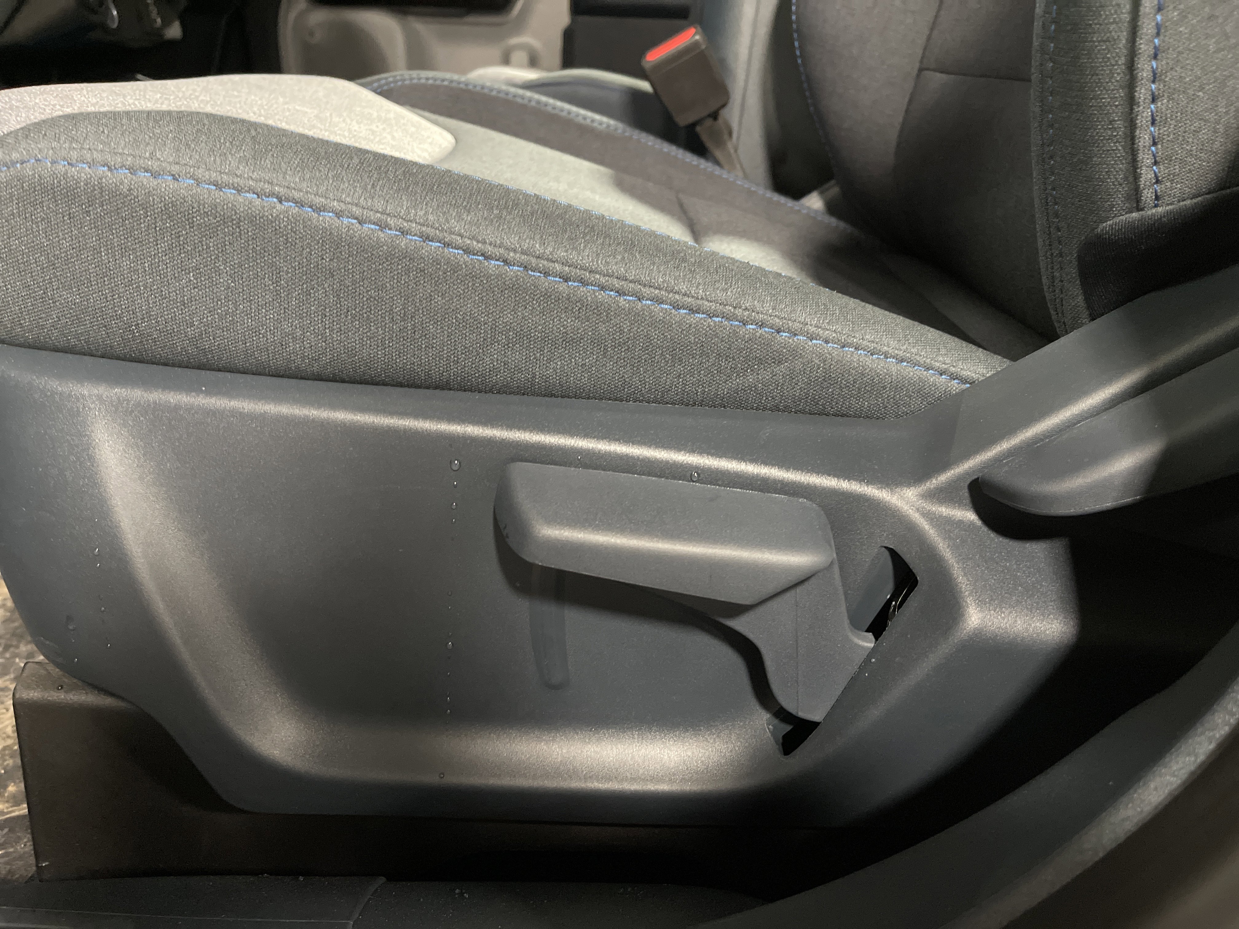 New 2025 Ford Maverick XLT image 13