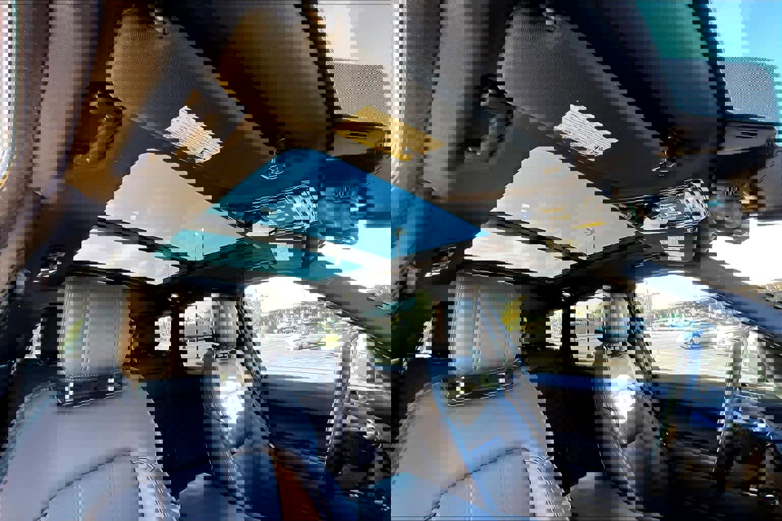 Used 2019 Land Rover Range Rover Sport HSE image 13