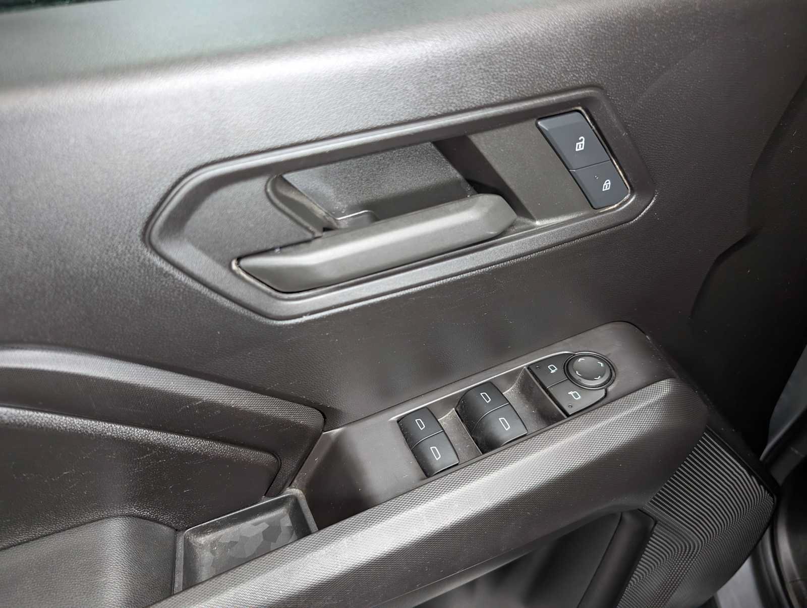 Used 2023 Chevrolet Colorado W/T RWD image 37