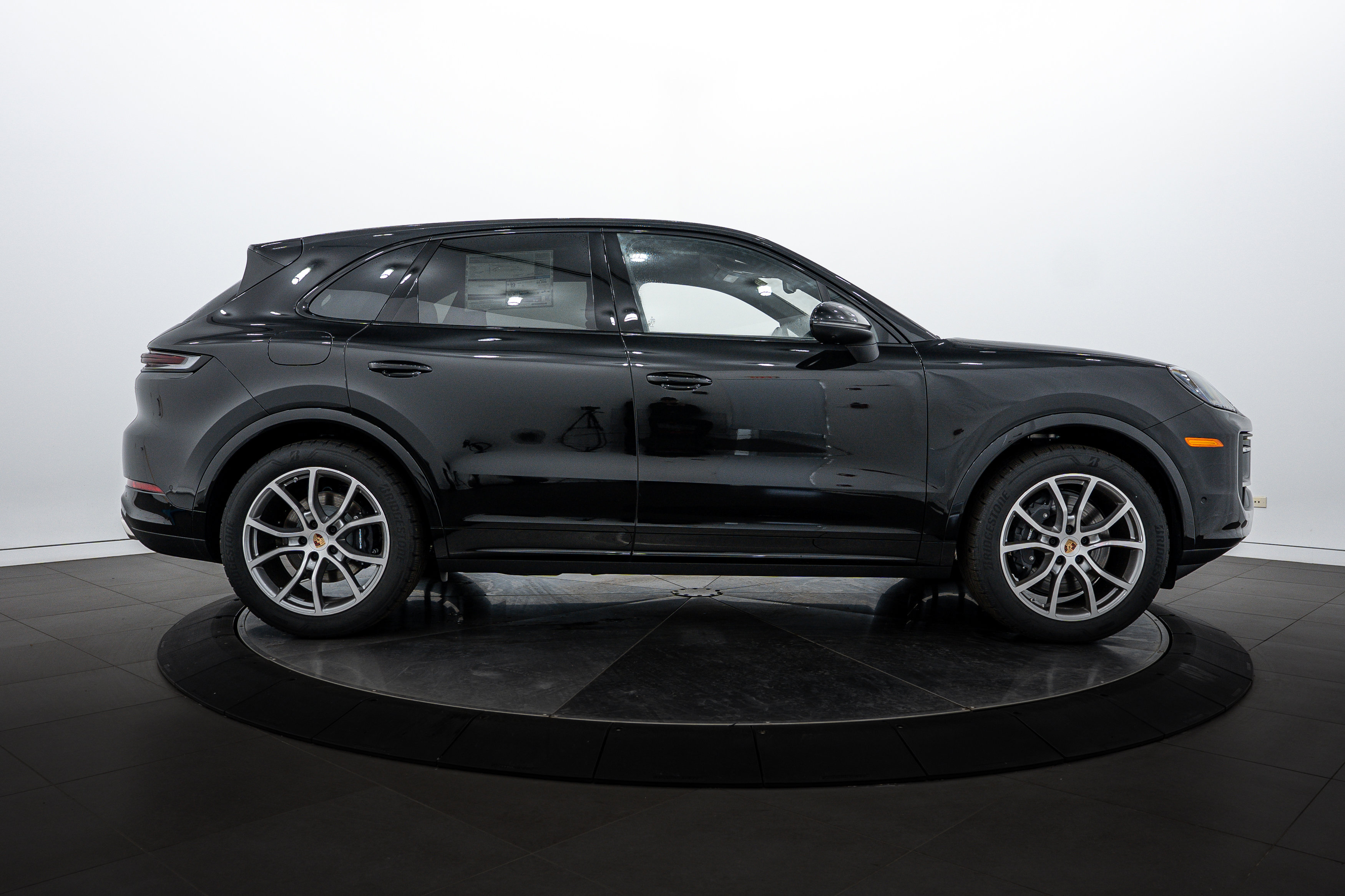 New 2026 Porsche Cayenne image 8