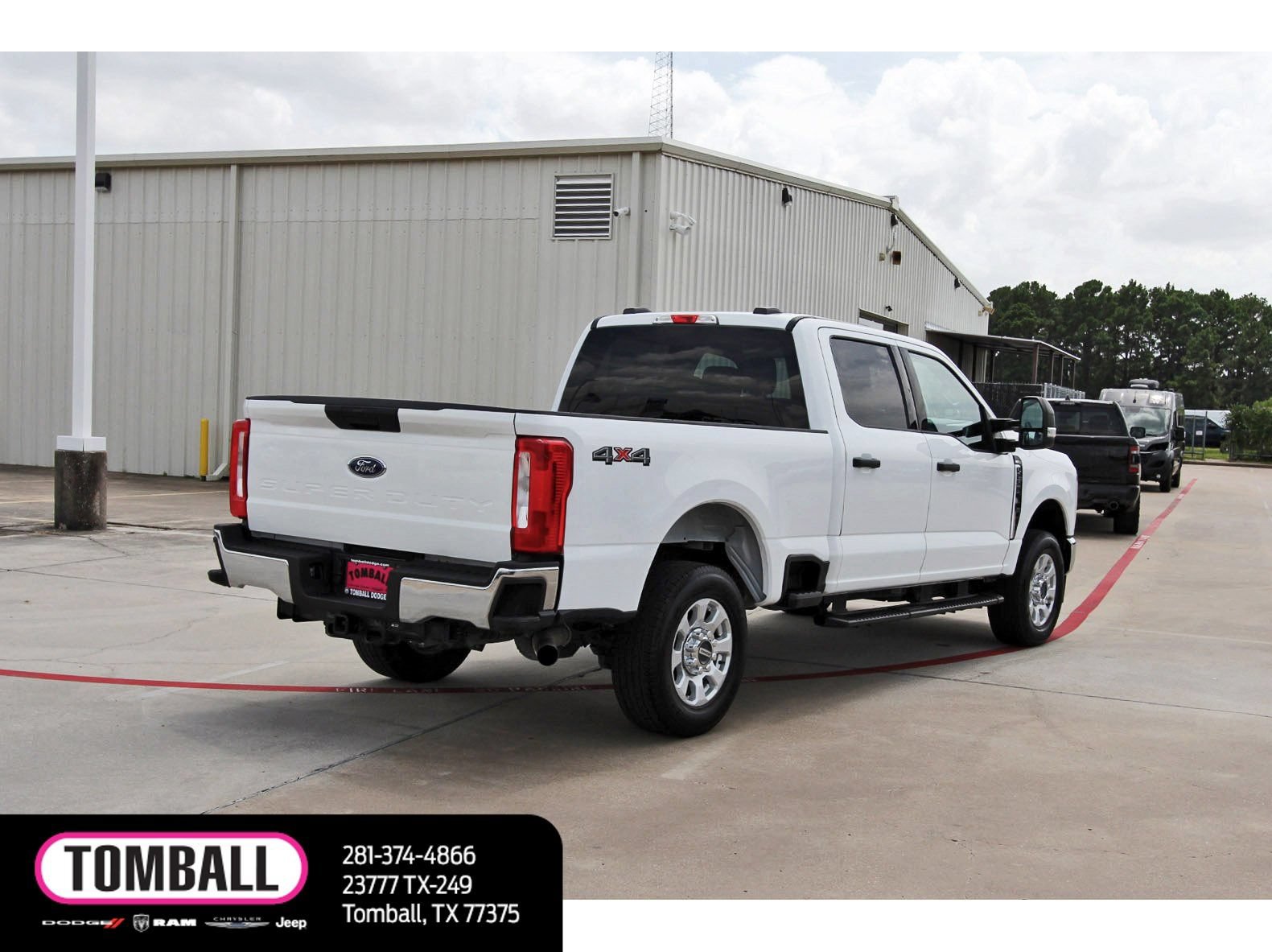 Used 2024 Ford F250 XLT AWD/4WD image 7