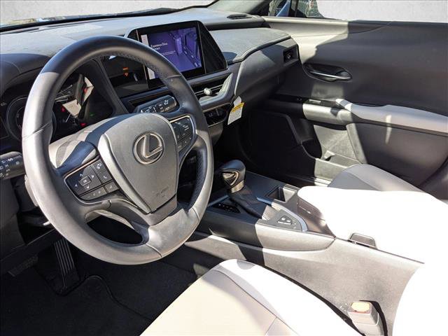 Used 2024 Lexus UX 250h FWD image 16