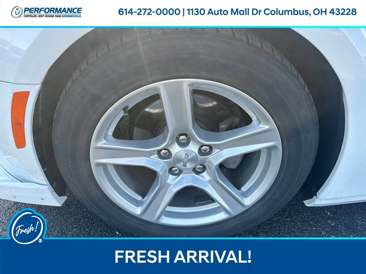Used 2023 Chevrolet Camaro LT RWD image 9