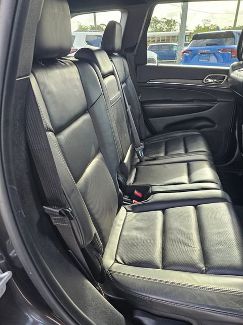 Used 2017 Jeep Grand Cherokee Limited w/ Luxury Group II image 26