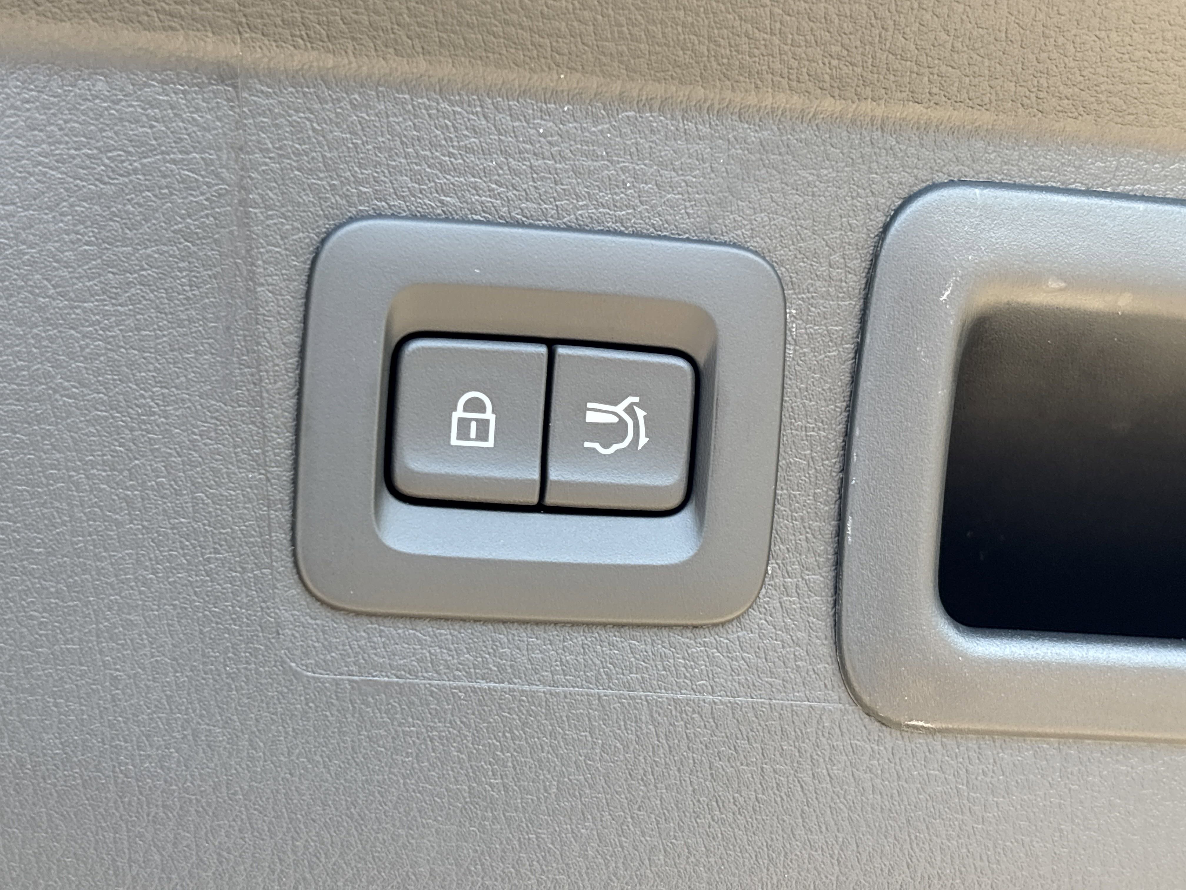 New 2026 MAZDA CX-50 AWD 2.5 Hybrid w/ Weather Package image 9