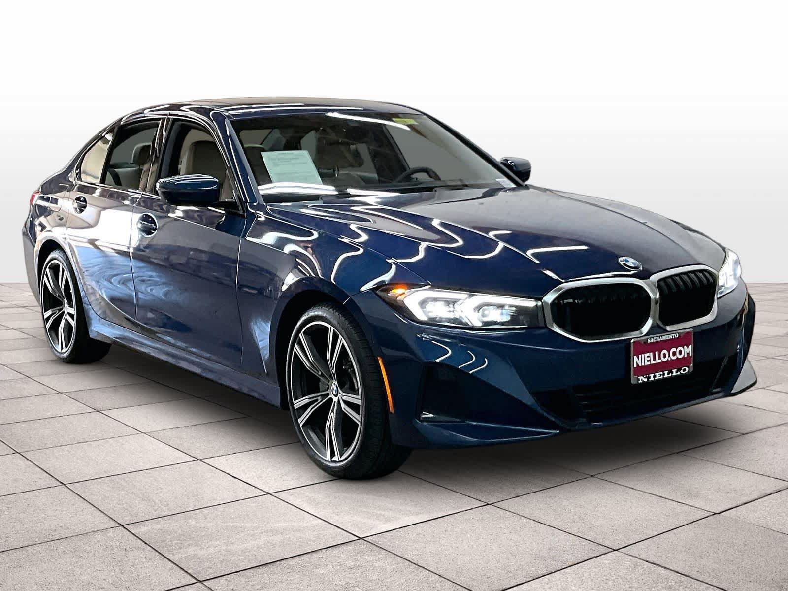 Used 2023 BMW 330i Sedan w/ Parking Assistance Package RWD image 2