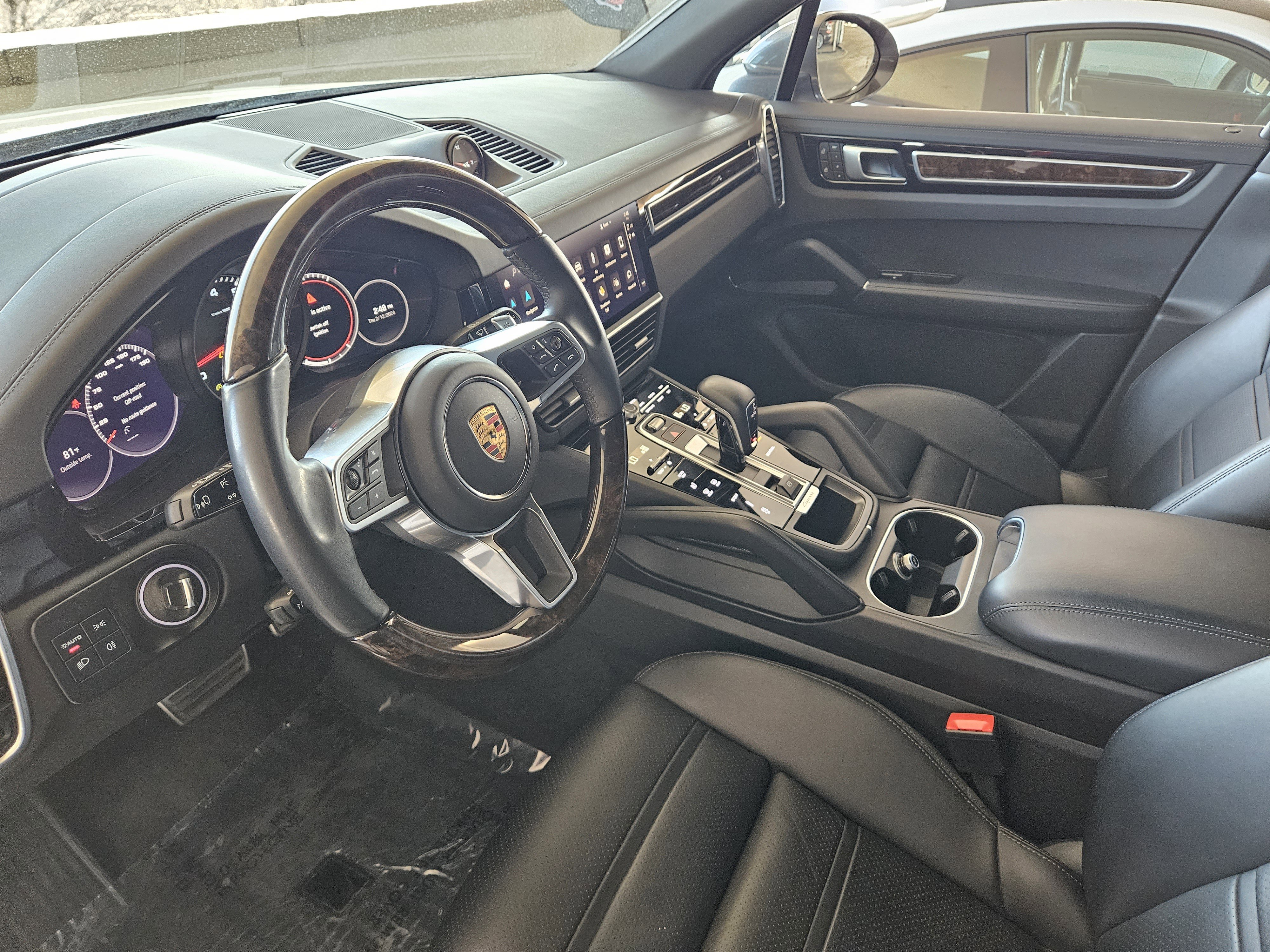 Certified 2022 Porsche Cayenne S image 4