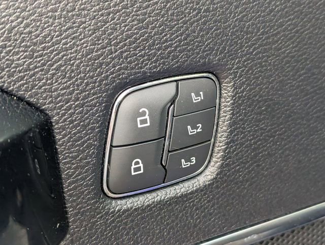 Used 2021 Ford F350 Lariat w/ Lariat Ultimate Package image 22