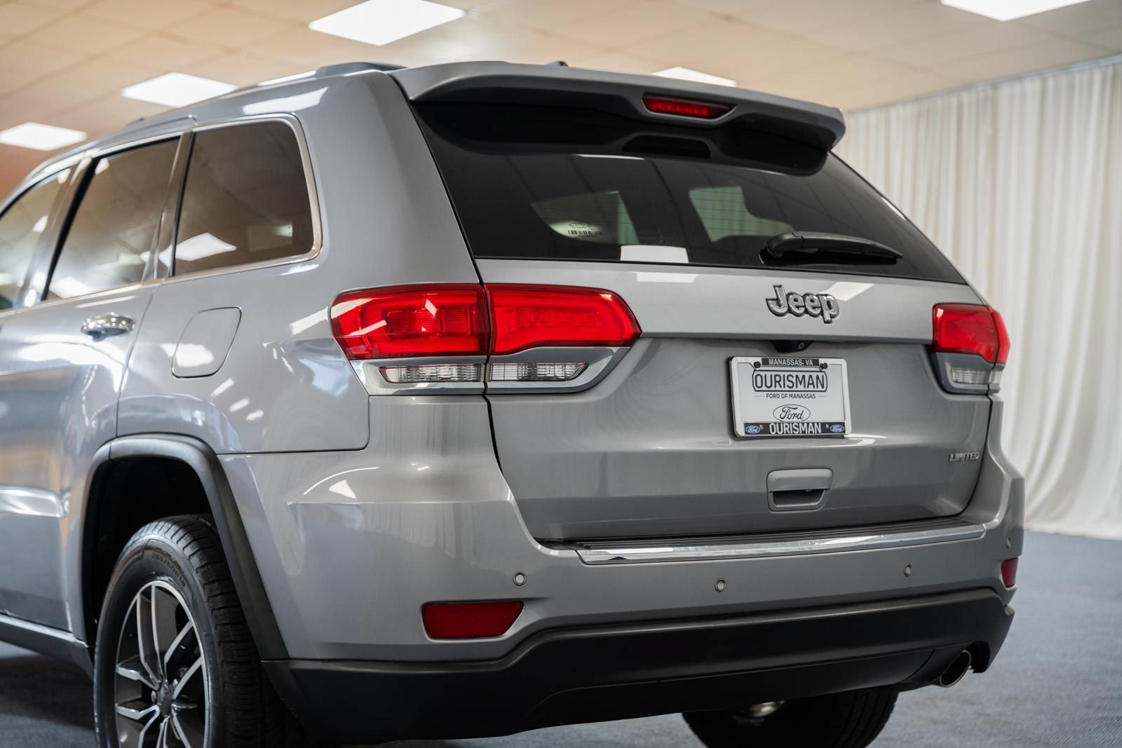 Used 2019 Jeep Grand Cherokee Limited w/ Luxury Group II RWD image 6