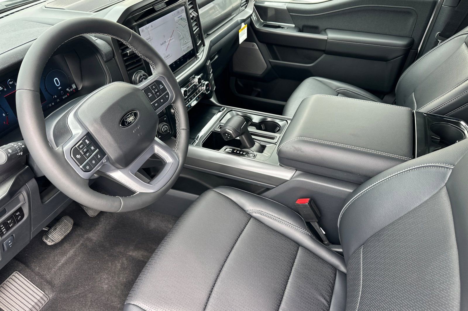 New 2026 Ford F150 Lariat w/ Equipment Group 501A Mid image 9