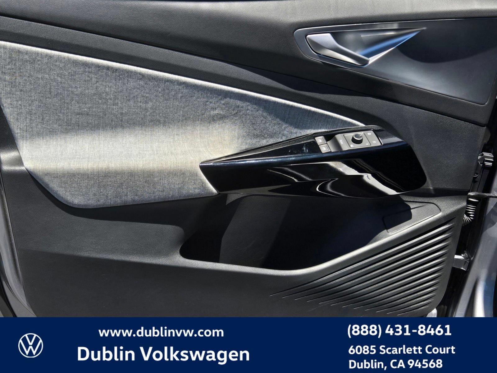 Certified 2023 Volkswagen ID.4 Pro RWD image 10
