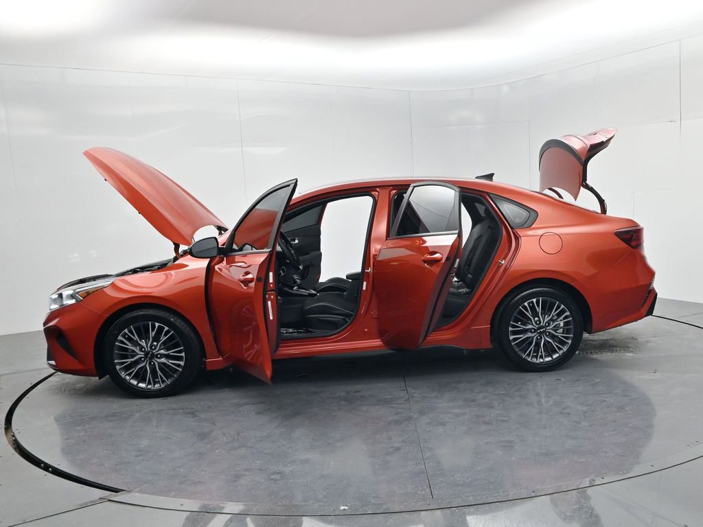 Certified 2023 Kia Forte GT-Line image 56
