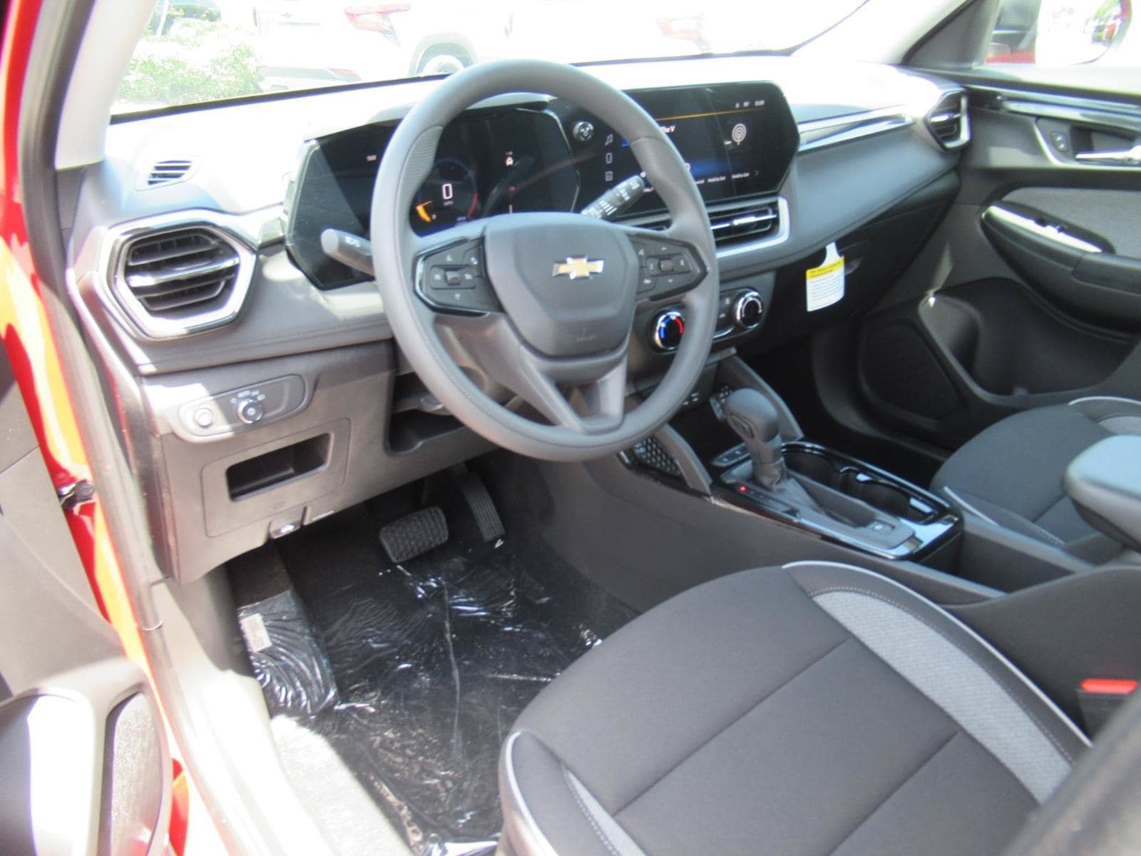 New 2026 Chevrolet TrailBlazer LS w/ LS Confidence Package FWD image 15