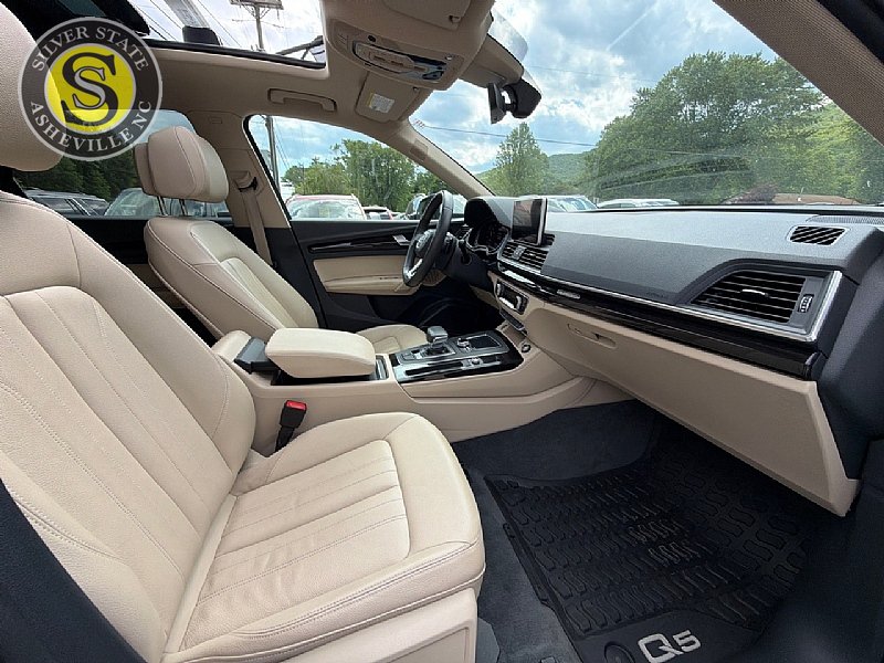 Used 2019 Audi Q5 2.0T Premium Plus w/ Premium Plus Package AWD/4WD image 17