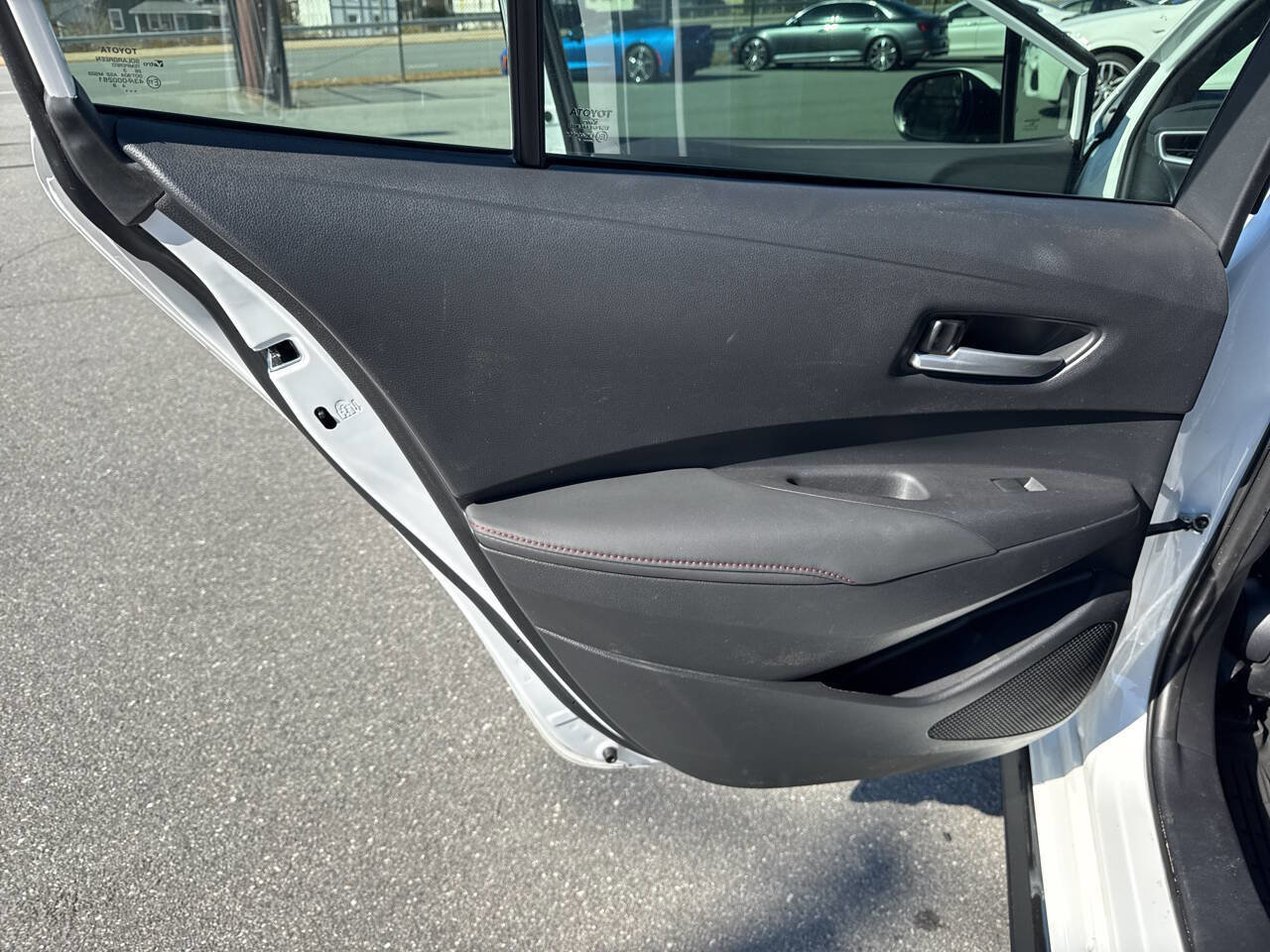 Used 2024 Toyota Corolla SE image 25