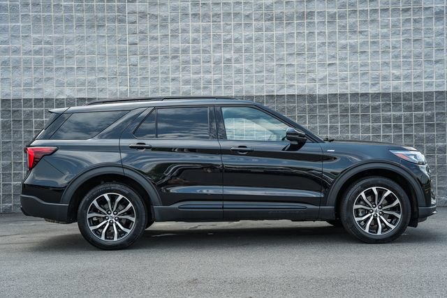 Used 2026 Ford Explorer ST-Line AWD/4WD image 4