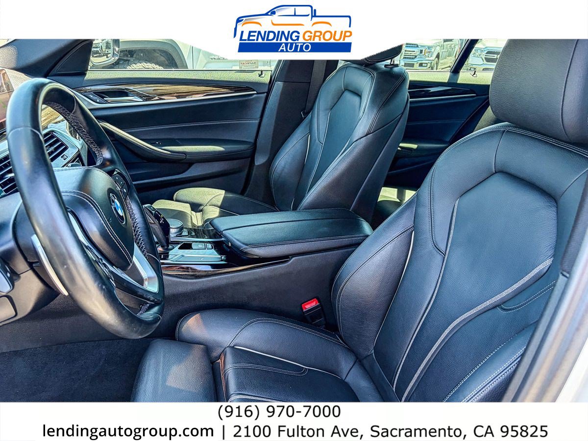 Used 2019 BMW 530i w/ Convenience Package RWD image 16