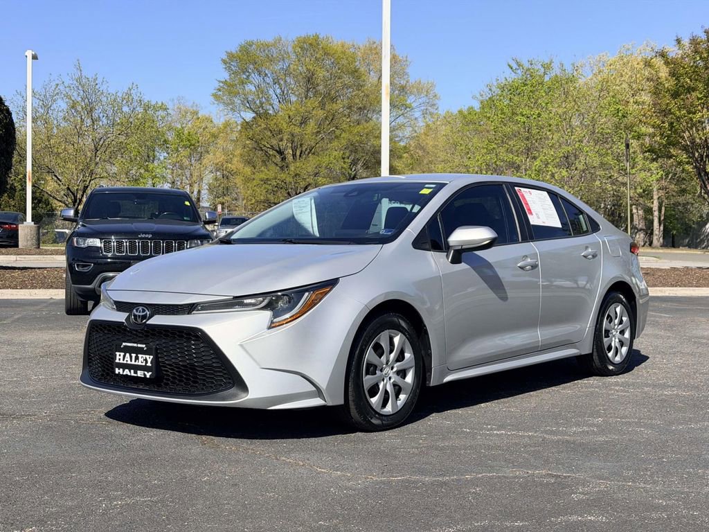Used 2020 Toyota Corolla LE image 21