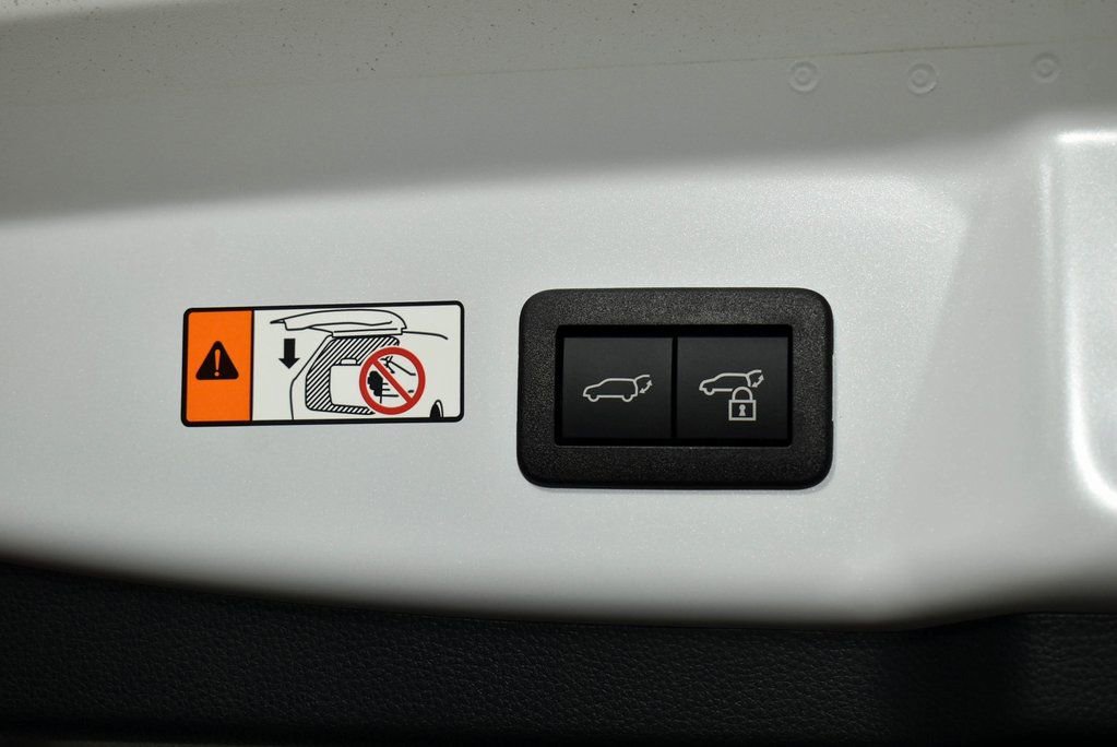 New 2026 Toyota Prius Plug-In Hybrid image 26