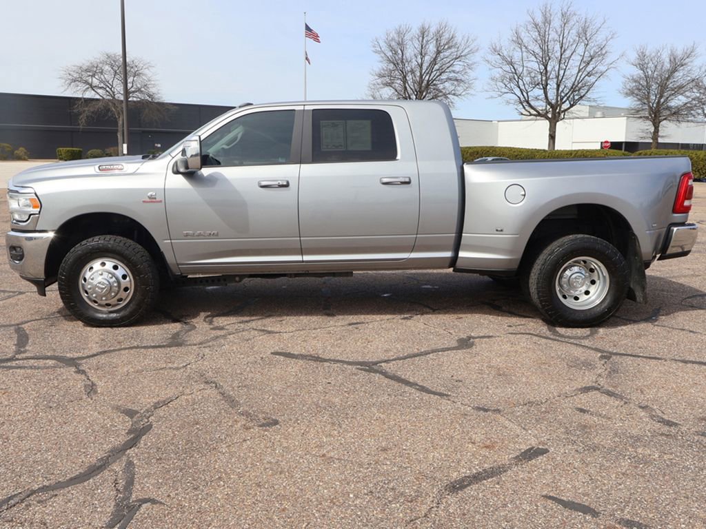 Used 2024 RAM 3500 Laramie image 17
