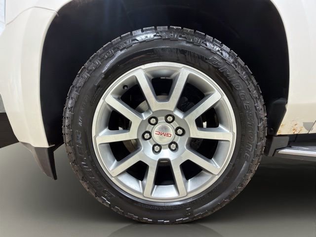 Used 2015 GMC Yukon Denali w/ Touring Package image 25