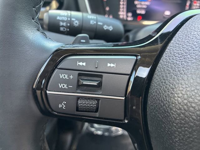 Used 2023 Honda Pilot Elite image 16