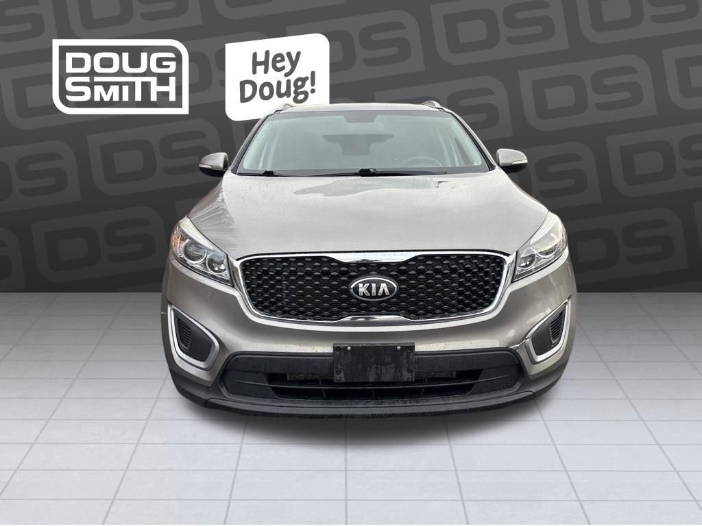 Used 2016 Kia Sorento LX image 8