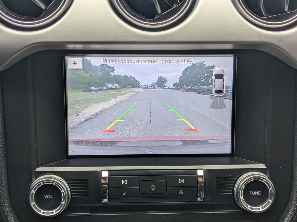 Used 2017 Ford Mustang Premium image 30