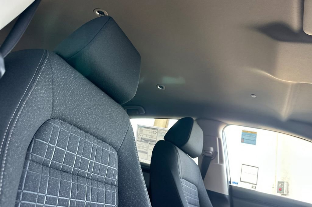 New 2026 Honda HR-V LX image 18