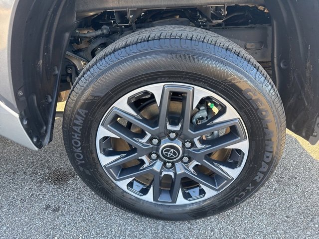 Used 2024 Toyota Tundra Limited image 13